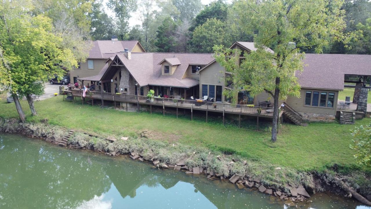 River Wellness Lodge Kingston Εξωτερικό φωτογραφία
